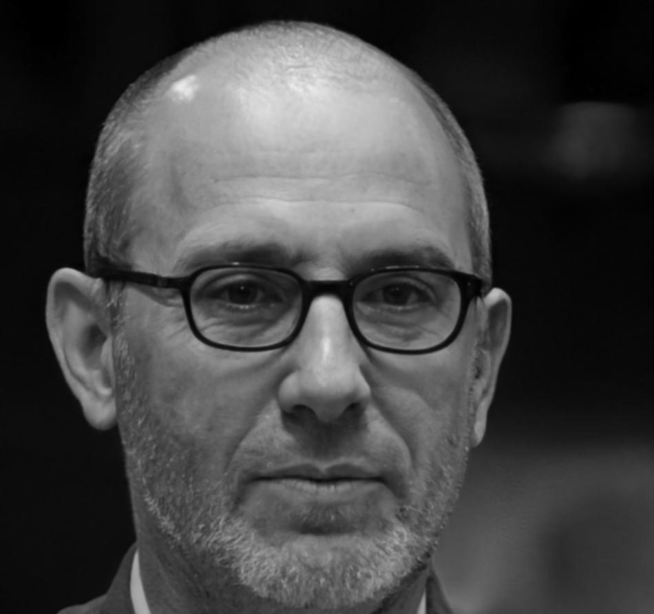 Instructor program educațional